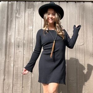 Daily Practice Black Long Sleeve Mini Dress Flare Sleeve Knit - Large